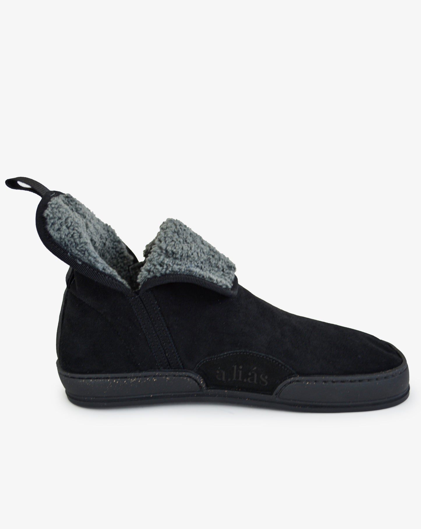 
                  
                    Alara em Cervo Preto para Mulher
                  
                